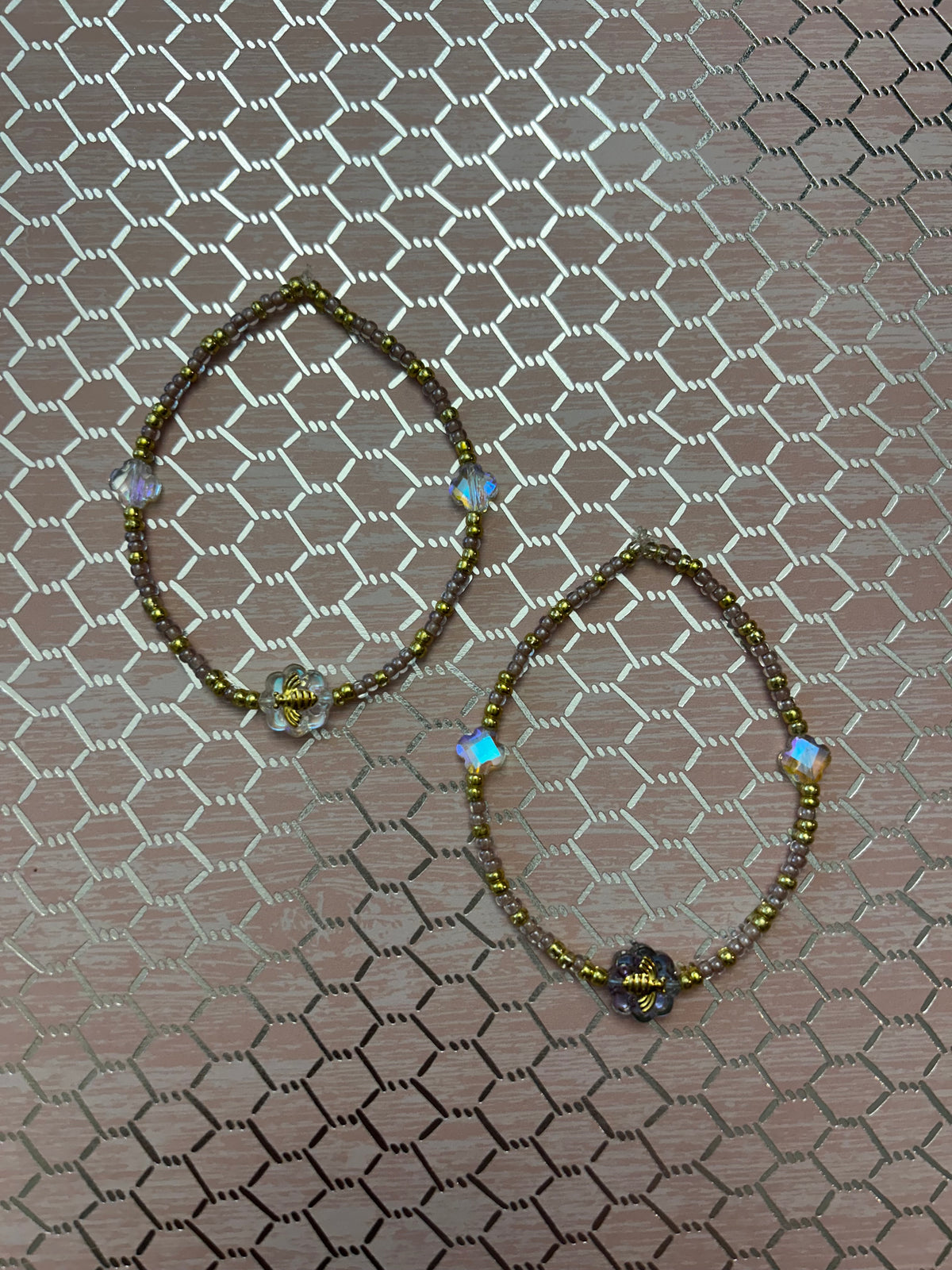“Save the bees” Bracelet