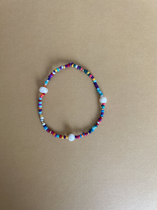 Pearl World Beaded Bracelet